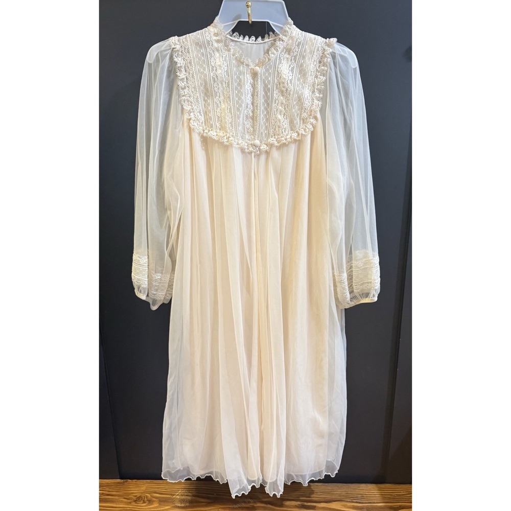 Vintage INTIME' IVORY LACE PEIGNOIR FLOWY ROBE & NEGLIGEE Medium Excellent
